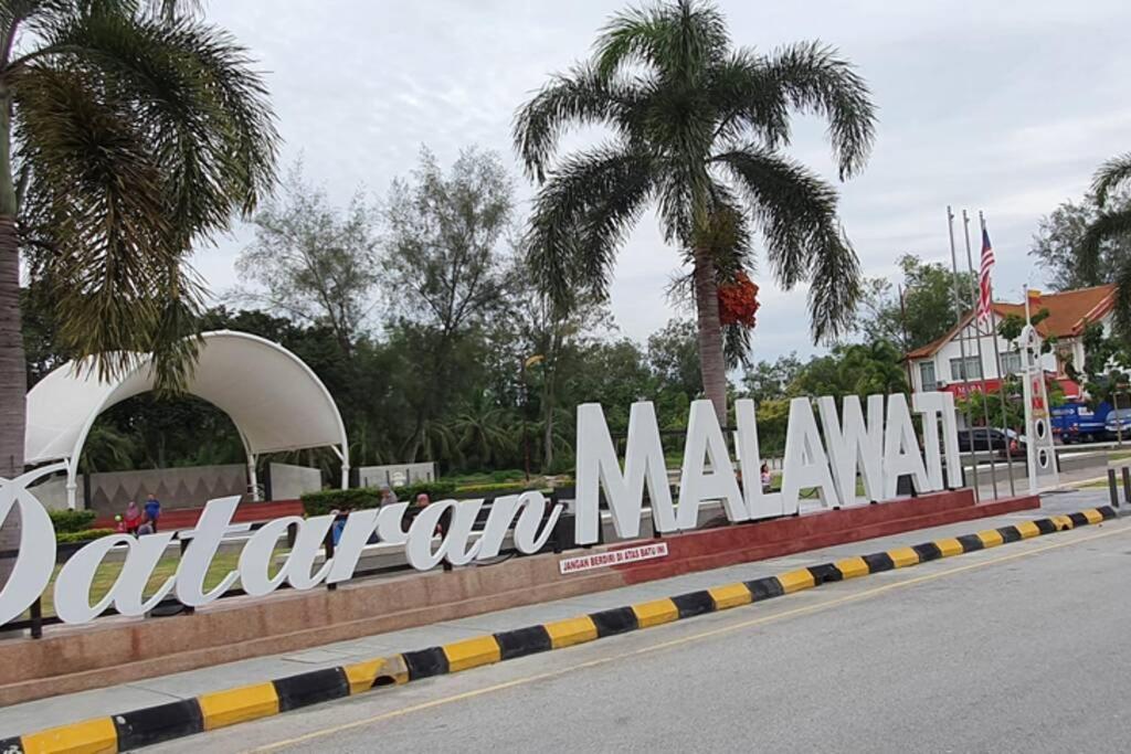 Colourful Homestay - Kuala Selangor Exterior photo